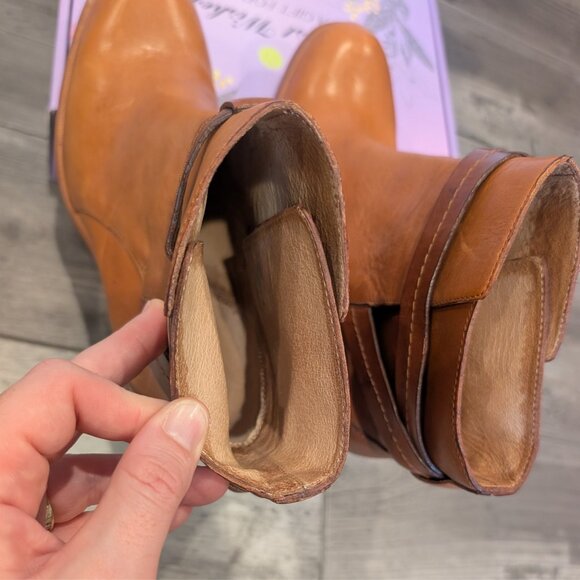 Coach Kassandra Camel Tan Leather Ankle Boots Heels Size 9 ~4” Heel - Picture 10 of 12